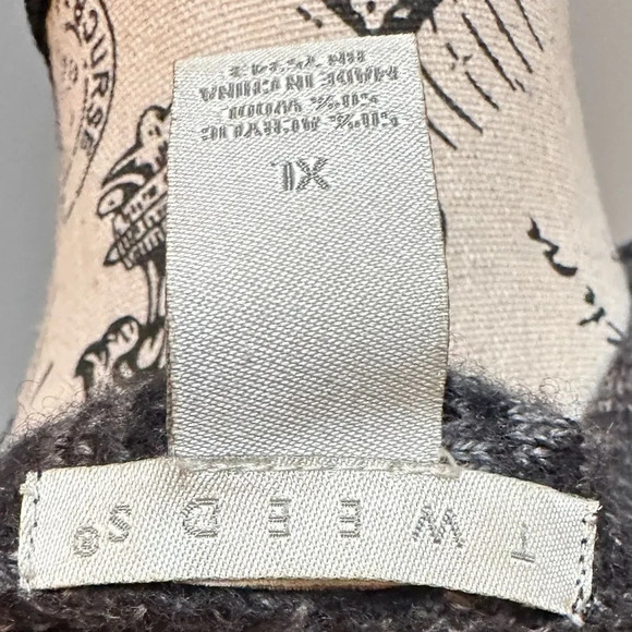 Tweeds women’s grey wrap sweater.   Size xl - Picture 2 of 3